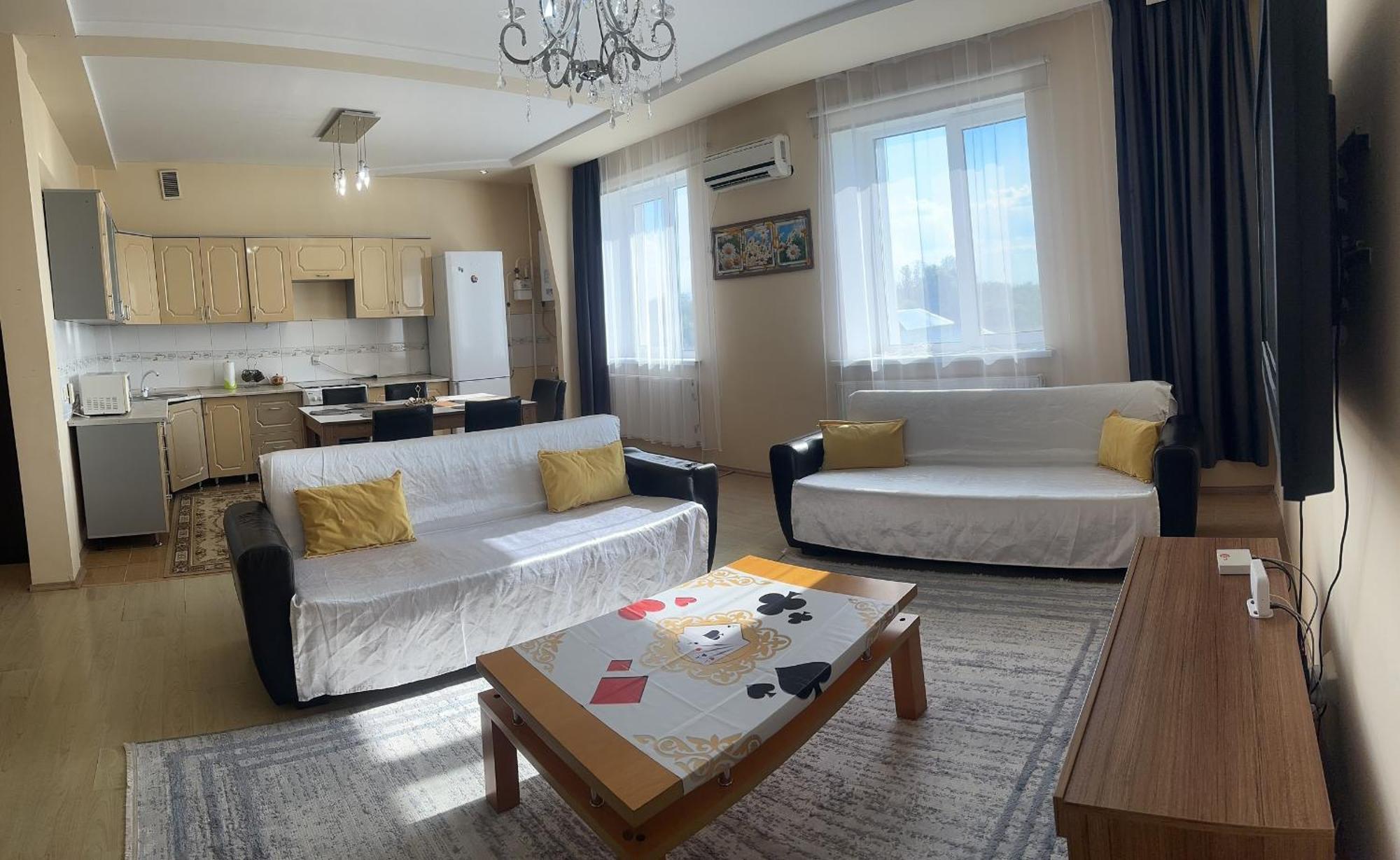 Просторная И Уютная 3Х Комнатная В Центре! Уралск Екстериор снимка